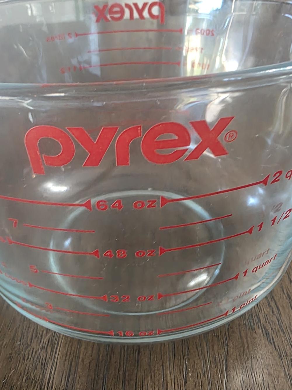 PYREX Glass 8 Cup/64oz/2qt/2 L Measuring Cup Bright Red Lettering